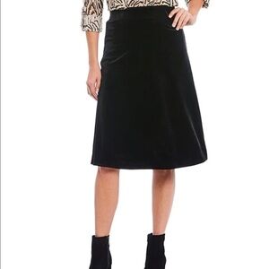 𝅺intro Love the Fit | Black Knit Velvet Pull-On Annie Midi Skirt